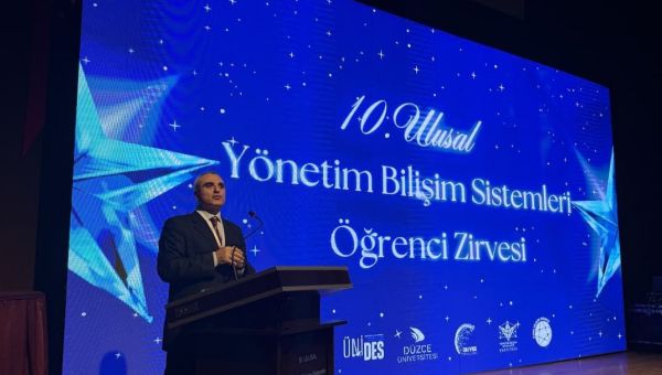 10. Ulusal Yönetim Bilişim Sistemleri Öğrenci Zirvesi’ndeyiz.
