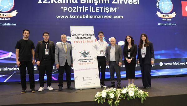 12. Kamu Bilişim Zirvesi "Pozitif İletişim"